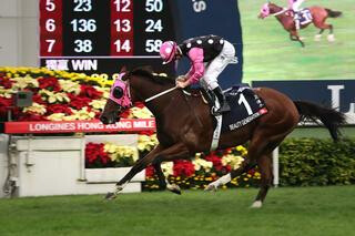Beauty Generation (NZ) defending his title in the G1 Hong Kong Mile at Sha Tin. Photo Credit: HKJC
